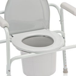 Кресло-туалет с санитарным оснащением Армед H020B